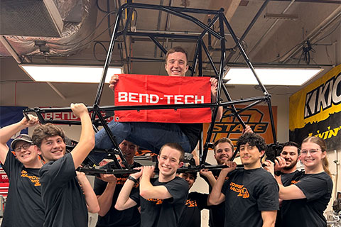 Cowboy-Racing-Bend-Tech