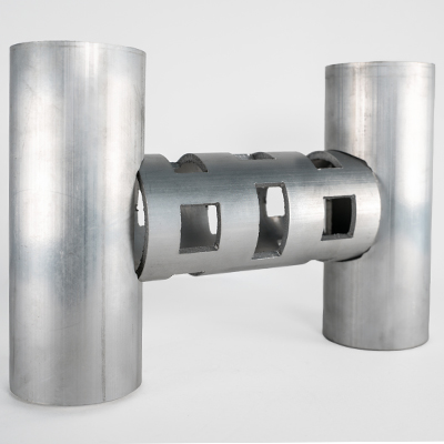 ALUMINUM_3 intersecting-middle holes_highlight
